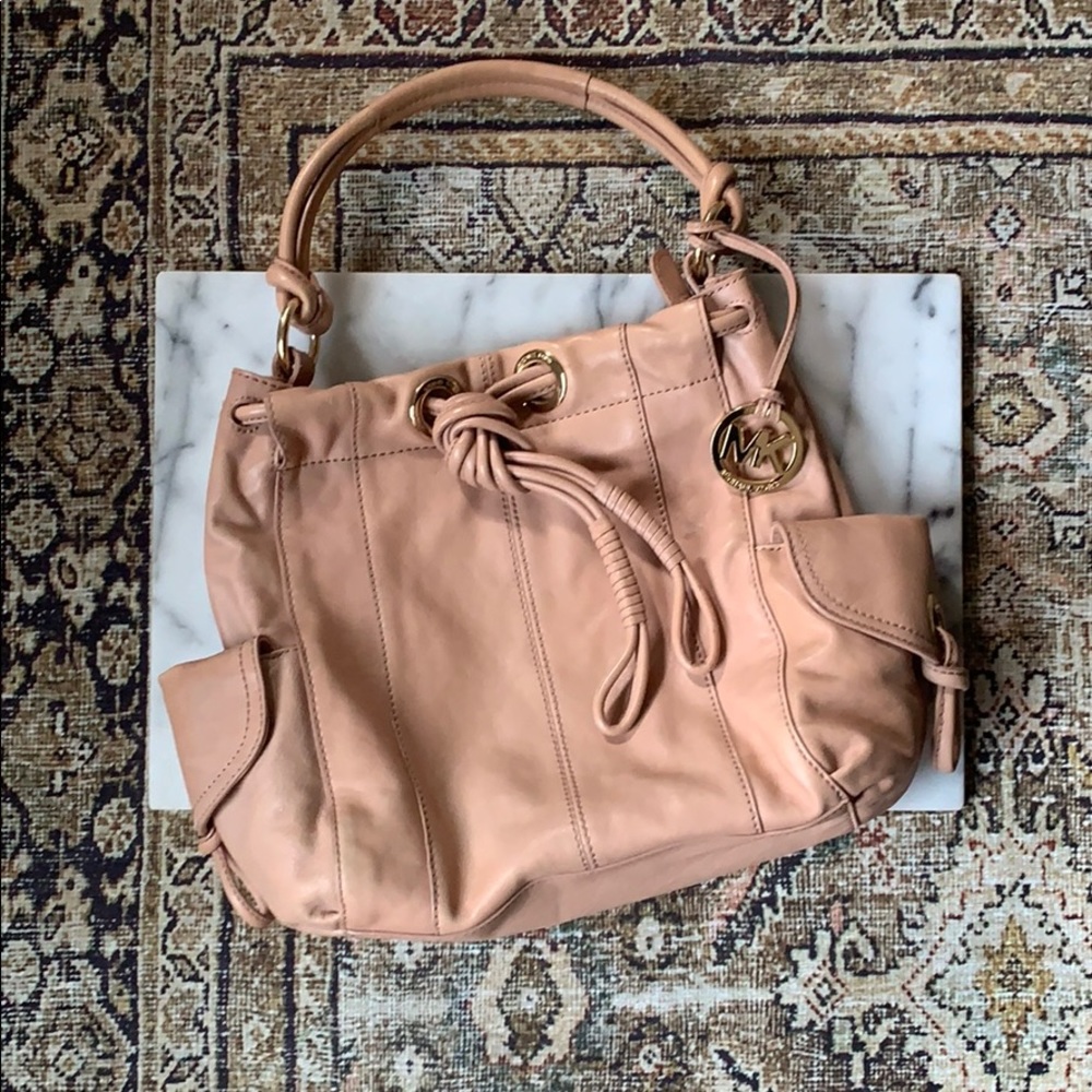 Rare Michael Kors Blush leather drawstring hobo